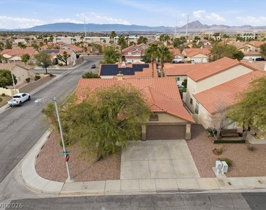 1562 Harwood Avenue - Photo Thumbnail 46