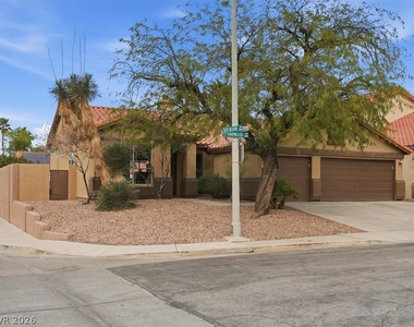 1562 Harwood Avenue - Photo Thumbnail 36