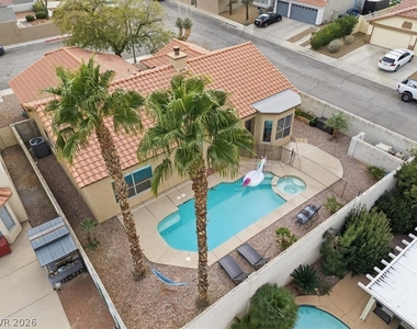 1562 Harwood Avenue - Photo Thumbnail 43