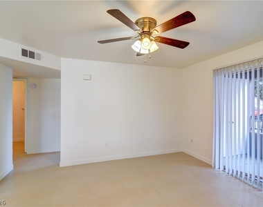 3956 Danny Melamed Avenue - Photo Thumbnail 2
