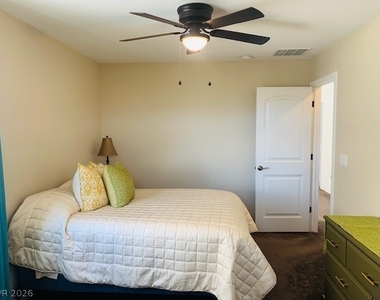 2637 Marvel Astoria Street - Photo Thumbnail 29