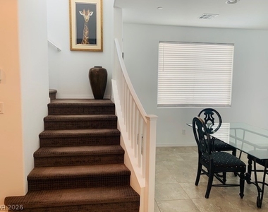2637 Marvel Astoria Street - Photo Thumbnail 16