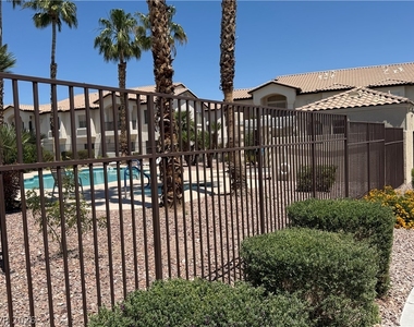 7230 Indian Creek Lane - Photo Thumbnail 17