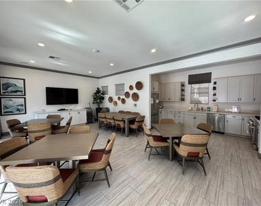 2555 Hampton Road - Photo Thumbnail 44
