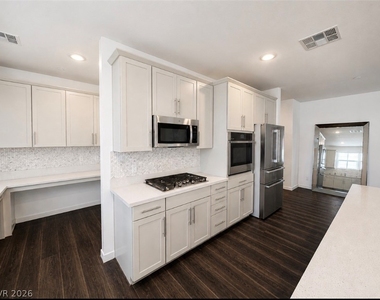 2555 Hampton Road - Photo Thumbnail 16
