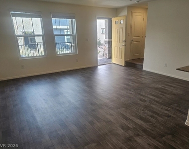 1138 Meadow Sparrow Place - Photo Thumbnail 1
