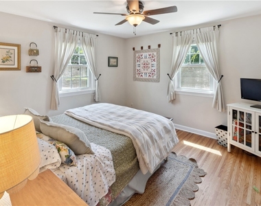 39 Little Brook Drive - Photo Thumbnail 4