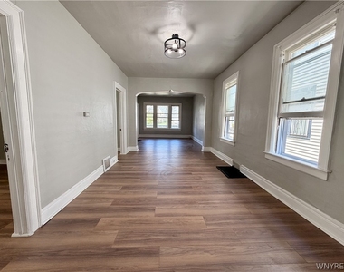 73 Inter Park Avenue - Photo Thumbnail 9