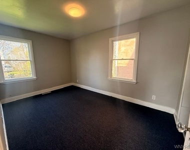 2020 Forest Avenue - Photo Thumbnail 8
