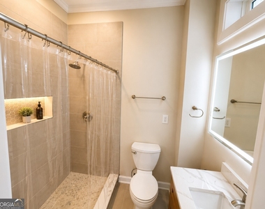 585 Jones Avenue - Photo Thumbnail 17