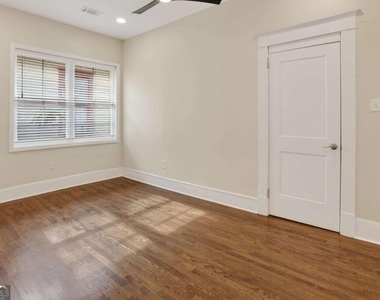 585 Jones Avenue - Photo Thumbnail 13