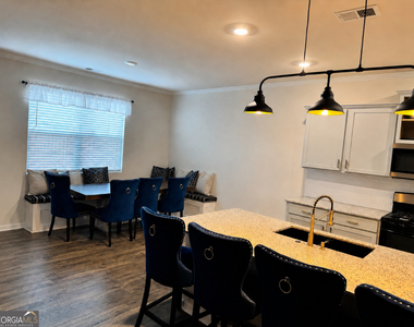 183 Durana Way - Photo Thumbnail 5
