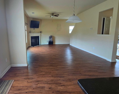 245 Silver Willow Walk - Photo Thumbnail 5