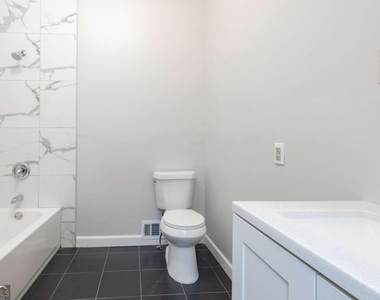 660 Queen Street Sw - Photo Thumbnail 28