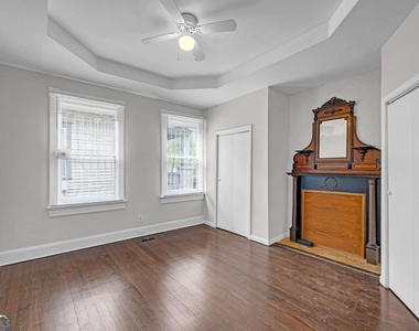 660 Queen Street Sw - Photo Thumbnail 8