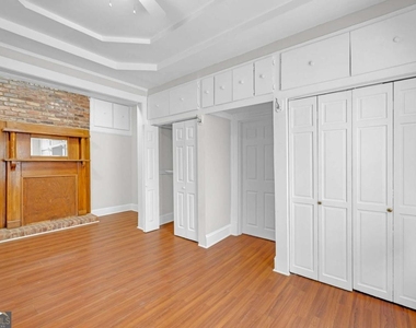 660 Queen Street Sw - Photo Thumbnail 18