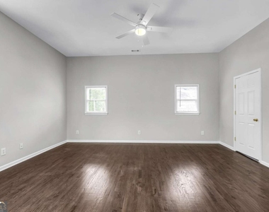 660 Queen Street Sw - Photo Thumbnail 42