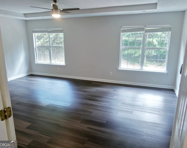 3225 Blackwood Lane - Photo Thumbnail 6