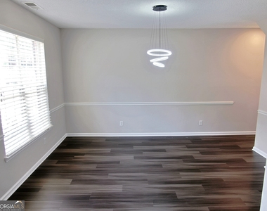 3225 Blackwood Lane - Photo Thumbnail 2