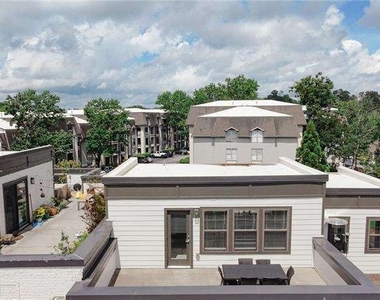 860 Stonehill Lane - Photo Thumbnail 32