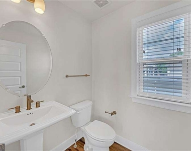 860 Stonehill Lane - Photo Thumbnail 25