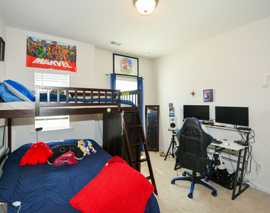 2610 Ravencliff Road - Photo Thumbnail 22