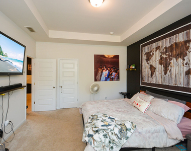2610 Ravencliff Road - Photo Thumbnail 27