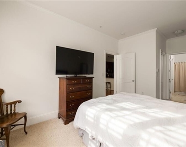 1055 Piedmont Avenue - Photo Thumbnail 19