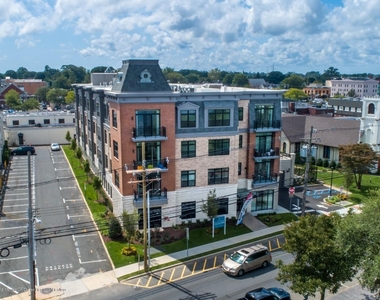 55 W Front Street - Photo Thumbnail 2