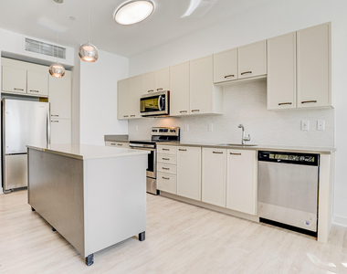 55 W Front Street - Photo Thumbnail 8