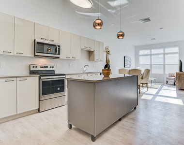 55 W Front Street - Photo Thumbnail 6