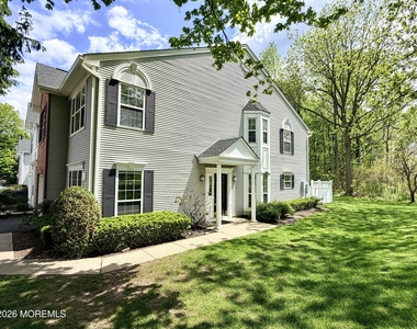 1 Whitemarsh Drive - Photo Thumbnail 5