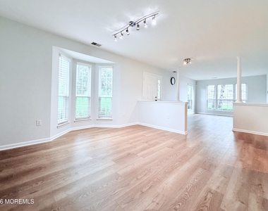 1 Whitemarsh Drive - Photo Thumbnail 27