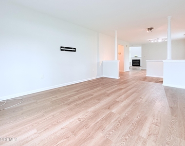 1 Whitemarsh Drive - Photo Thumbnail 28
