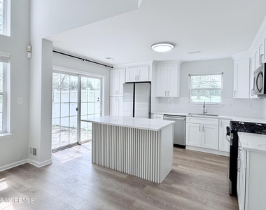 1 Whitemarsh Drive - Photo Thumbnail 1