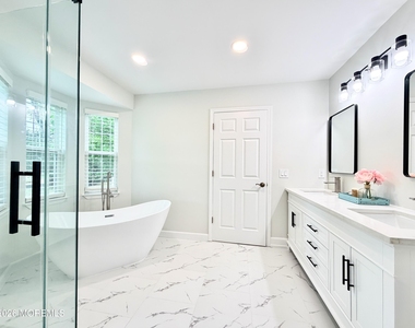 1 Whitemarsh Drive - Photo Thumbnail 32