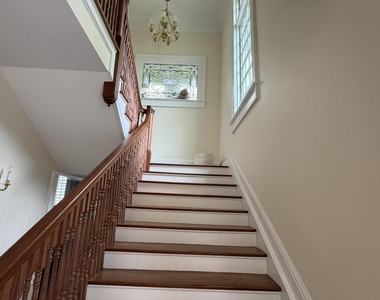 200 Bridlemere Avenue - Photo Thumbnail 13