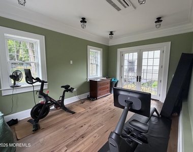 200 Bridlemere Avenue - Photo Thumbnail 12