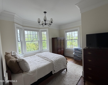 200 Bridlemere Avenue - Photo Thumbnail 14