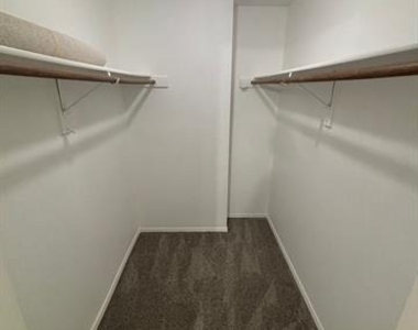 2100 Larkspur Street - Photo Thumbnail 16