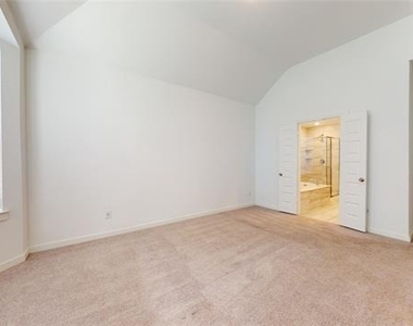 2500 Gaulding Street - Photo Thumbnail 10