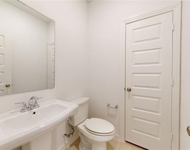 2500 Gaulding Street - Photo Thumbnail 8