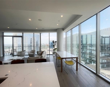 7901 Windrose Avenue - Photo Thumbnail 4