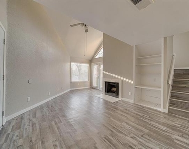 9815 Walnut Street - Photo Thumbnail 3