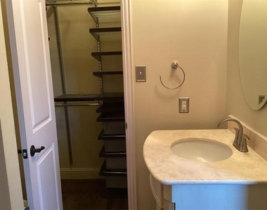 1231 Fowler Street - Photo Thumbnail 25