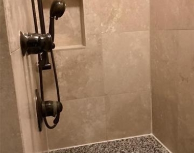 1231 Fowler Street - Photo Thumbnail 18