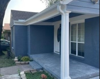 2515 Roanoke Avenue - Photo Thumbnail 1