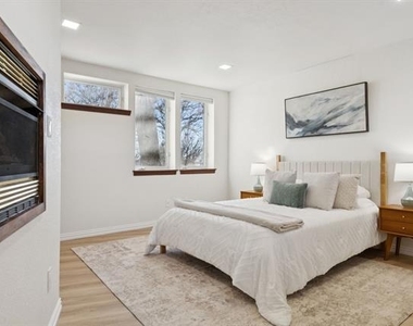 540 Diamond Point Drive - Photo Thumbnail 20