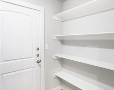 6110 Princess Lane - Photo Thumbnail 15