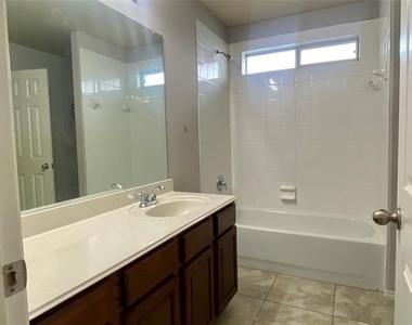 150 Briar Grove Drive - Photo Thumbnail 25